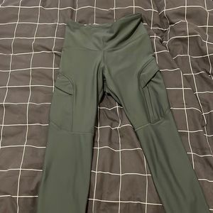 Comfy green old Navy athletics workout leggings